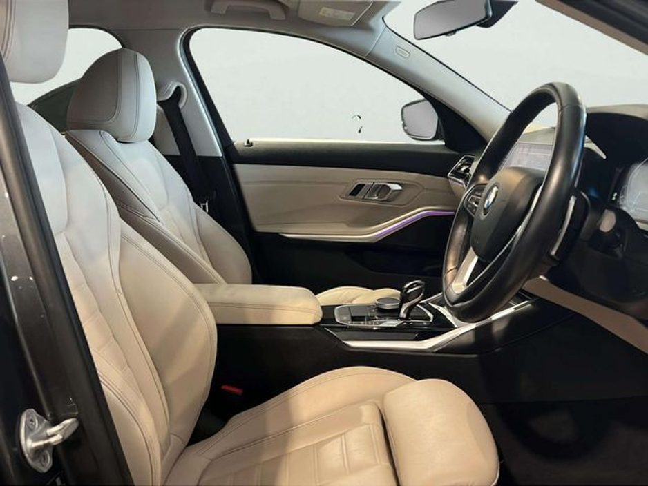 BMW 3 Series 330E SPORT PRO — thumbnail 11