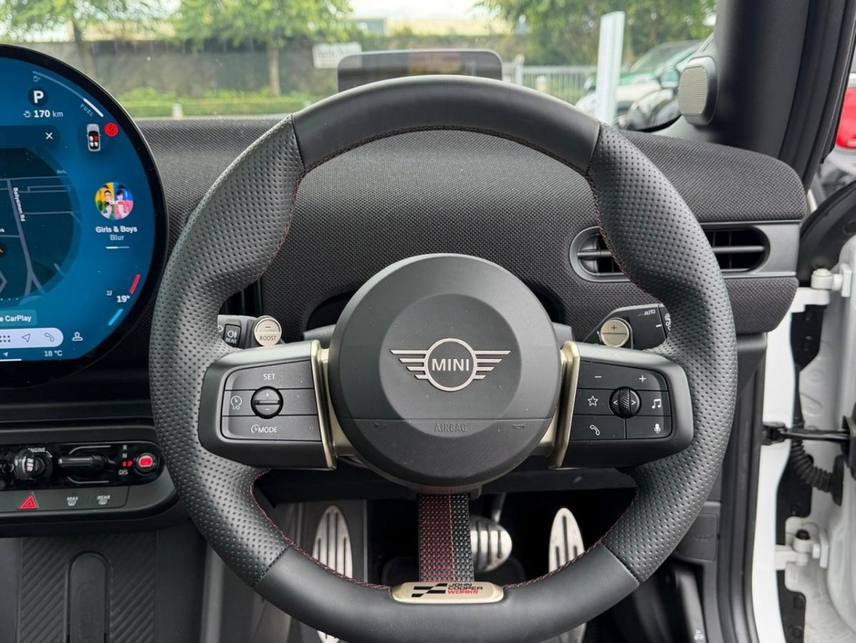 2026 MINI Hatch 2L Petrol For Sale Images