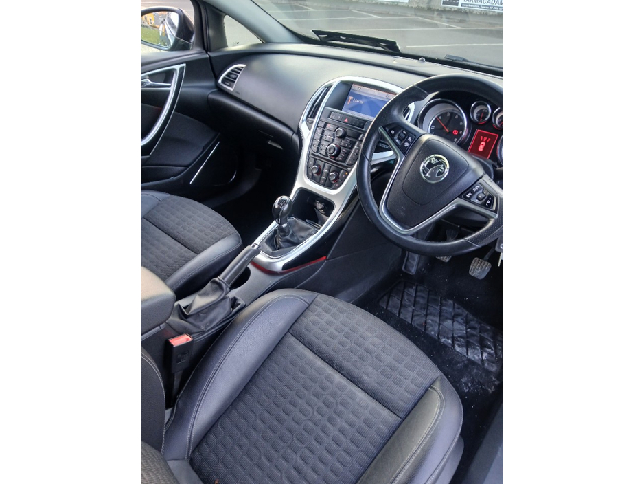 2013 Vauxhall Astra 1.7L Diesel For Sale Images