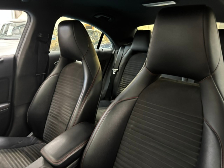 2015 Mercedes-Benz CLA Class 2.1L Diesel For Sale Images