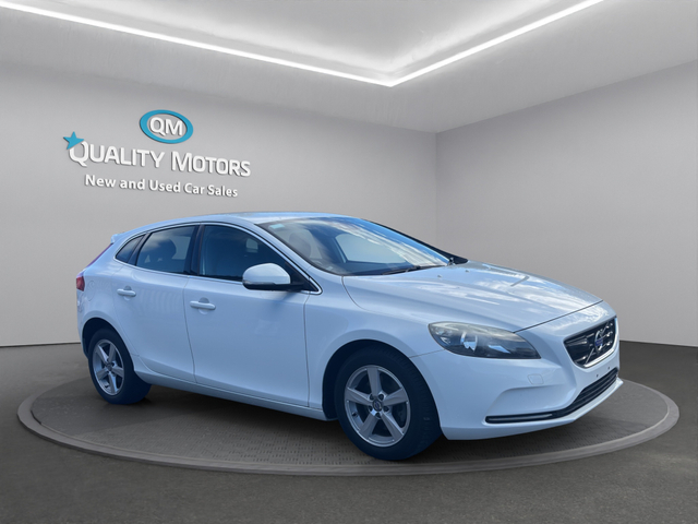 2015 VOLVO V40 2015 VOLVO V40 (S30)