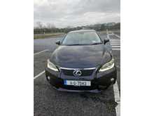 2011 Lexus CT 200 h