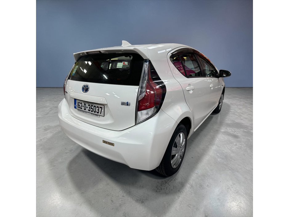 2016 Toyota Aqua 1.5L Petrol Hybrid For Sale Images