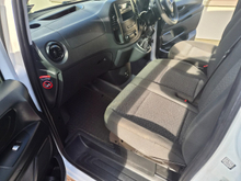 2022 Mercedes-Benz Vito 2L Diesel For Sale Images