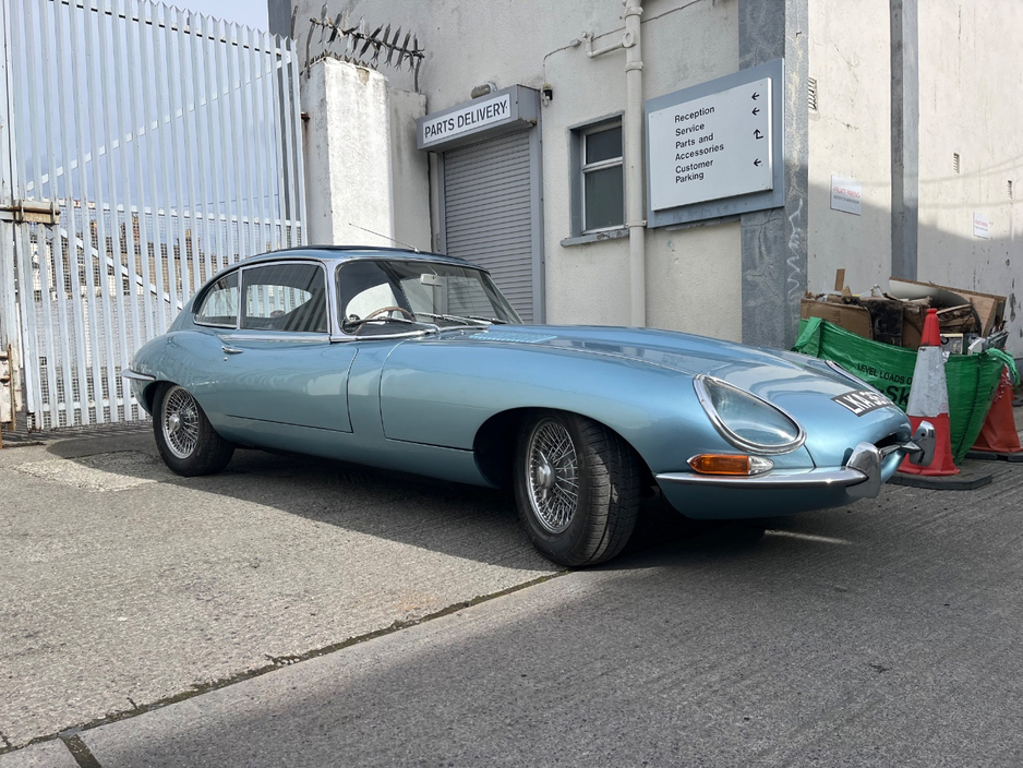 1967 Jaguar E-Type 4.3L Petrol For Sale Images