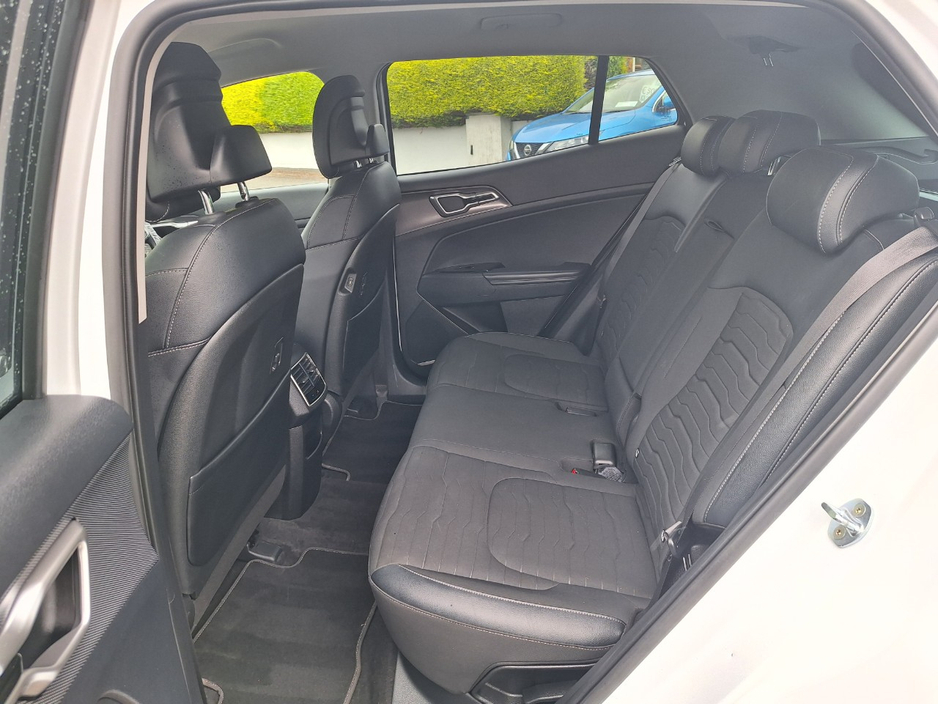 2023 Kia Sportage 1.6L Petrol Plug-in Hybrid For Sale Images