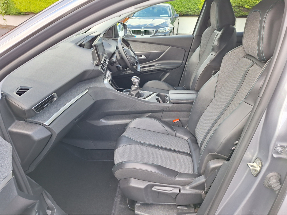 2022 Peugeot 3008 1.5L Diesel For Sale Images