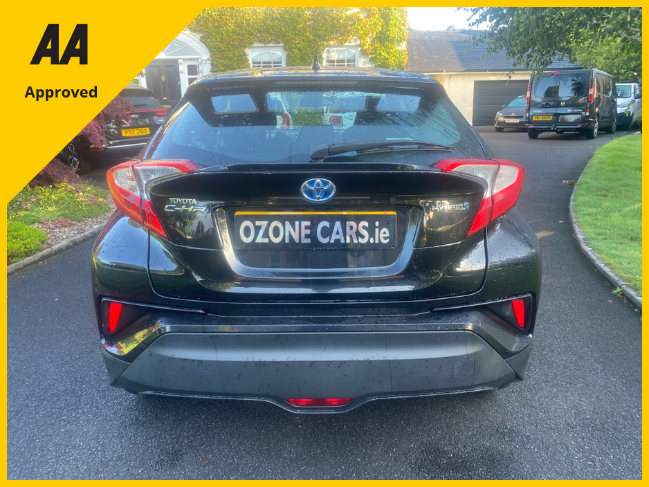 2018 Toyota C-HR 1.8L Hybrid For Sale Images