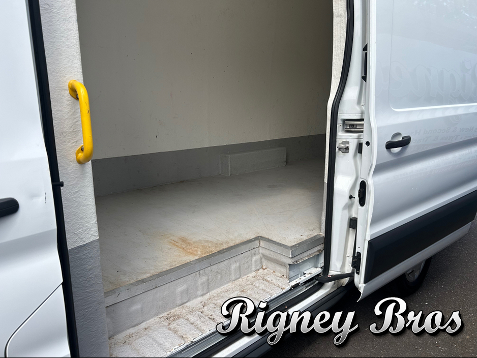 2019 Ford Transit 2L Diesel For Sale Images