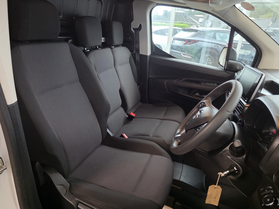 2023 Opel Combo 1.5L Diesel For Sale Images