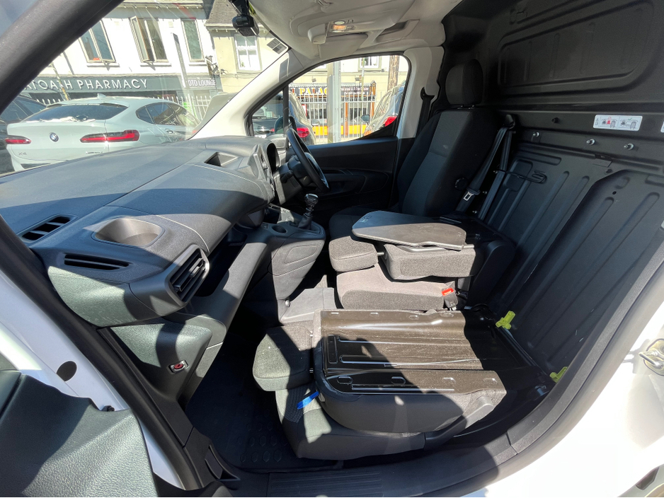 2022 Citroen Berlingo 1.5L Diesel For Sale Images