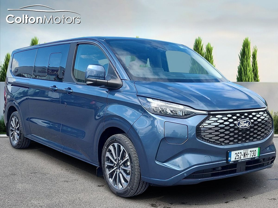 Ford Tourneo Custom 65kWh 100kw / 136PS Titanium Auto LWB