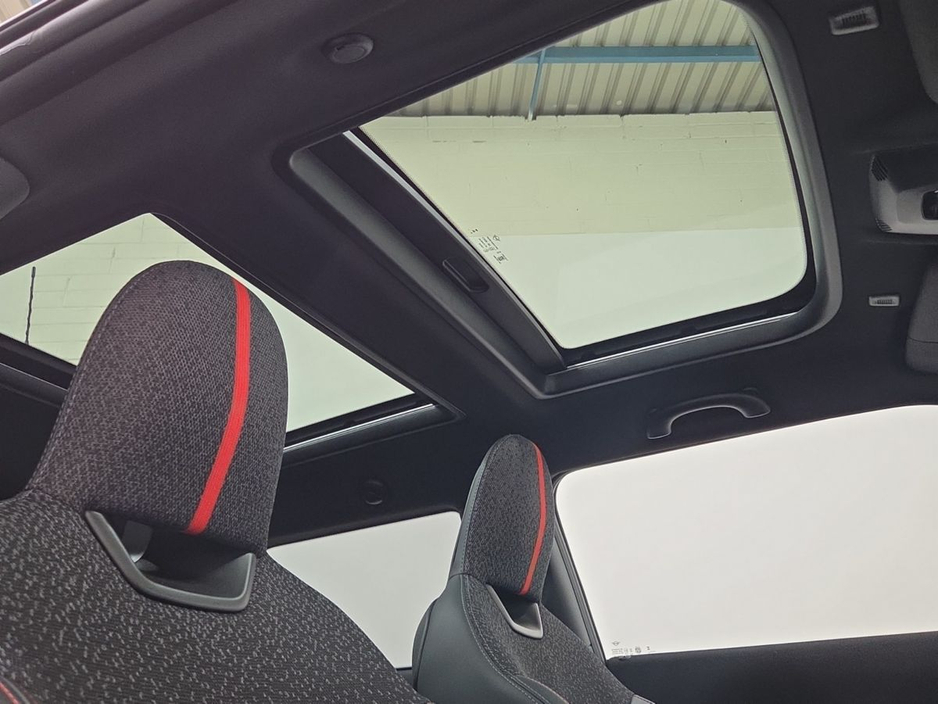 2026 MINI Hatch 2L Petrol For Sale Images