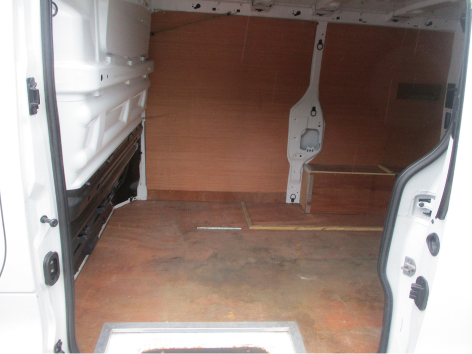 2021 Renault Trafic 2L Diesel For Sale Images