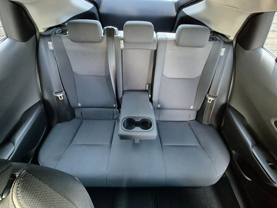 Toyota Prius 2.0 HEV / G-PACK HIGH SPEC / LOW MILEAGE / TAX €150 — thumbnail 28