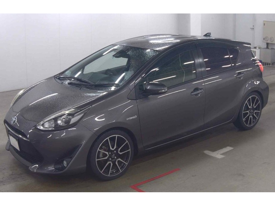 Toyota Aqua 1.5 Petrol Hybrid Auto