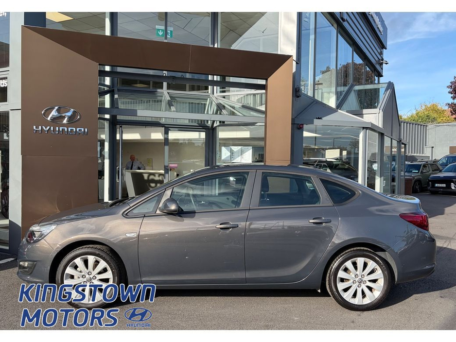 Opel Astra SC 1.4I 100PS 4DR — thumbnail 3