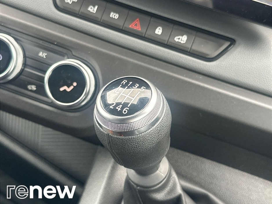2025 Renault Master 2.0L Diesel For Sale Images