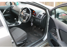 2014 Toyota Avensis 2L Diesel For Sale Images