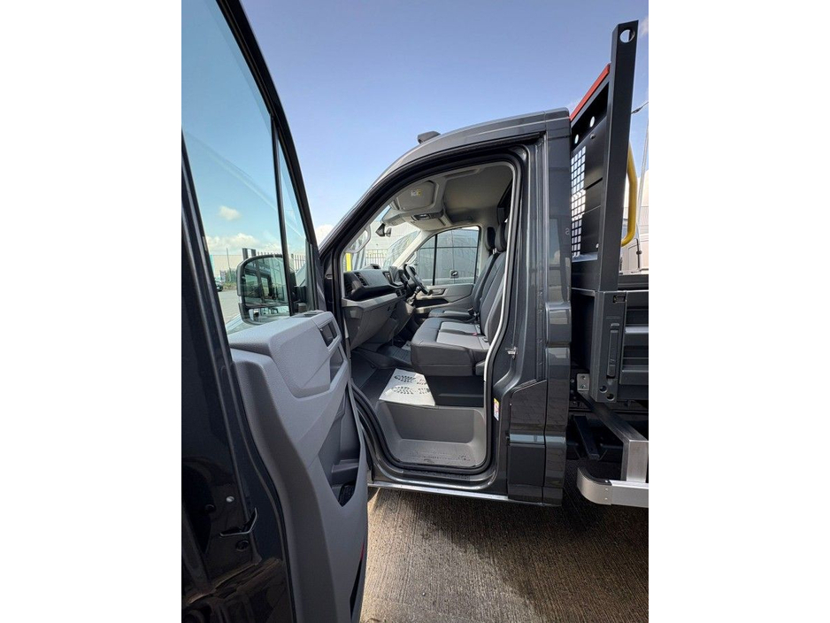 2025 MAN TGE 2.0L Diesel For Sale Images