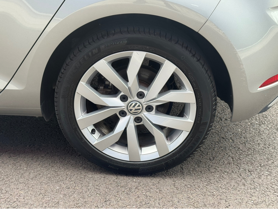 2017 Volkswagen Golf 1.4L Petrol For Sale Images