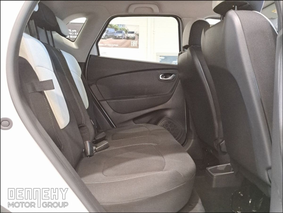 Renault Captur 0.9 TCe 90 ICONIC €55.25 p/w — thumbnail 28