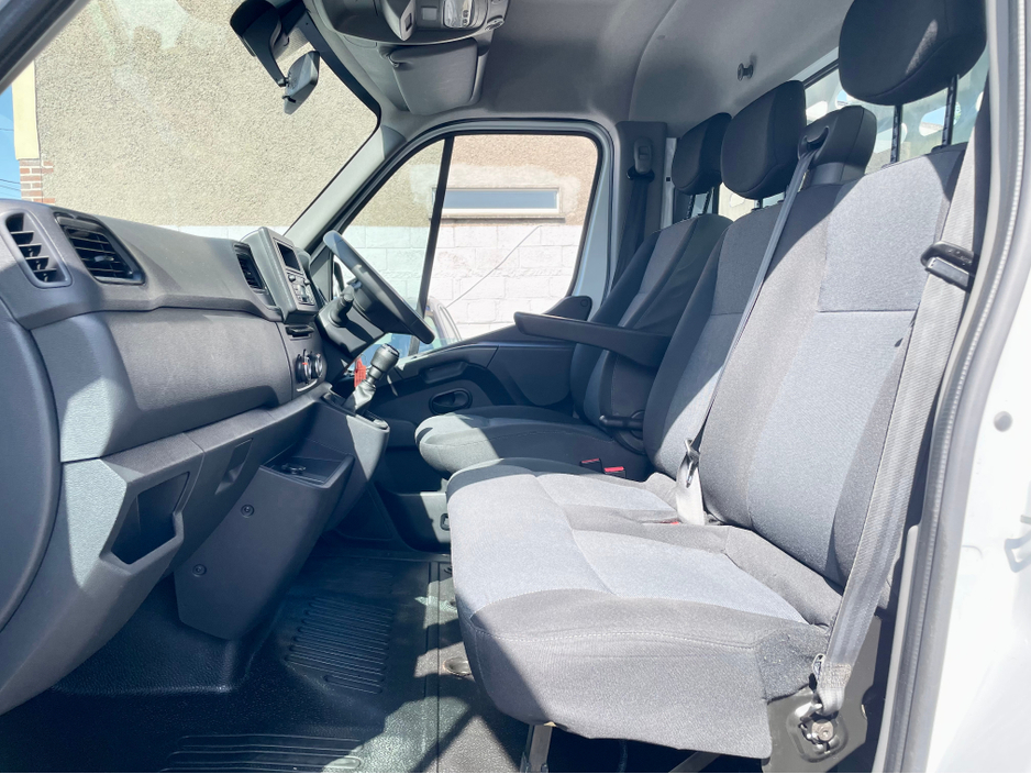 2022 Renault Master 2.3L Diesel For Sale Images