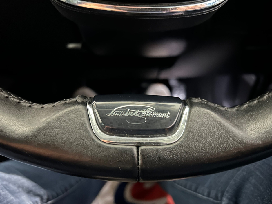 2021 Skoda Superb 2L Diesel For Sale Images