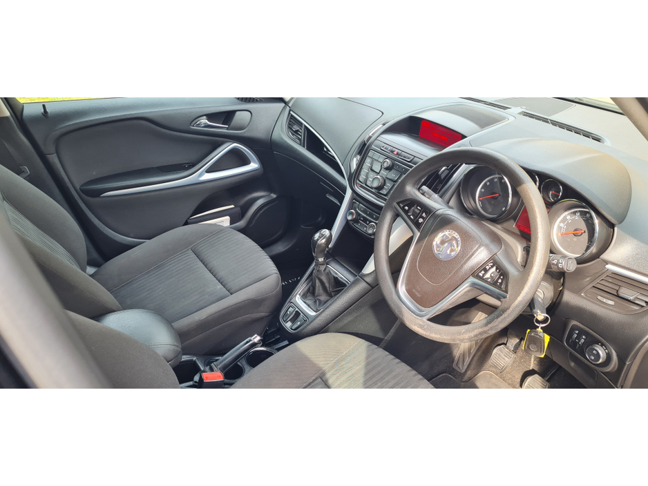 2014 Vauxhall Zafira 1.4L Petrol For Sale Images