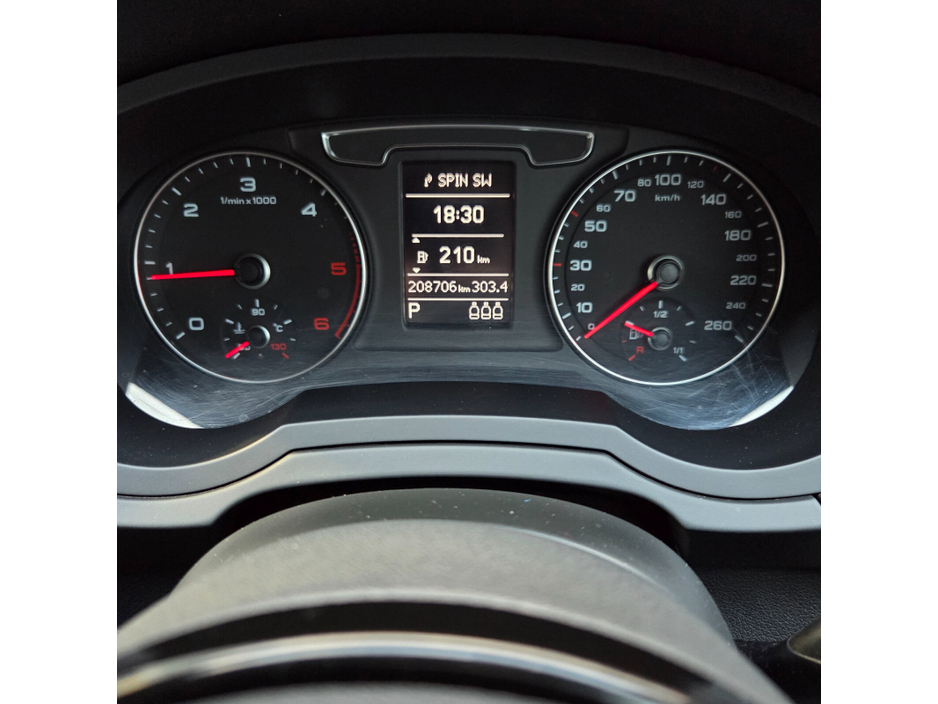 2016 Audi Q3 2L Diesel For Sale Images