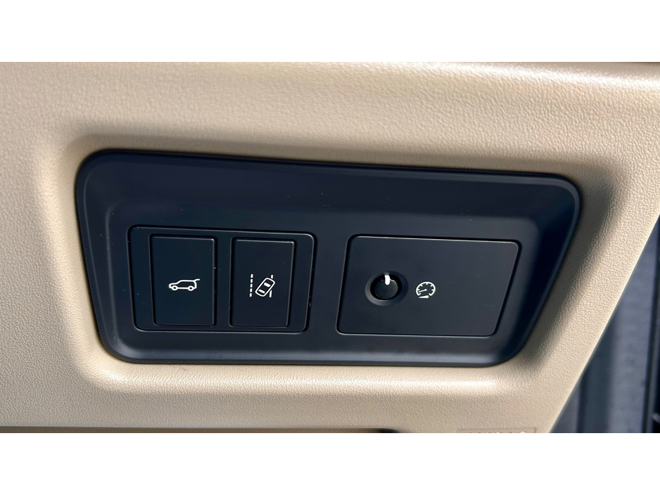 2018 Land Rover Discovery 2L Diesel For Sale Images