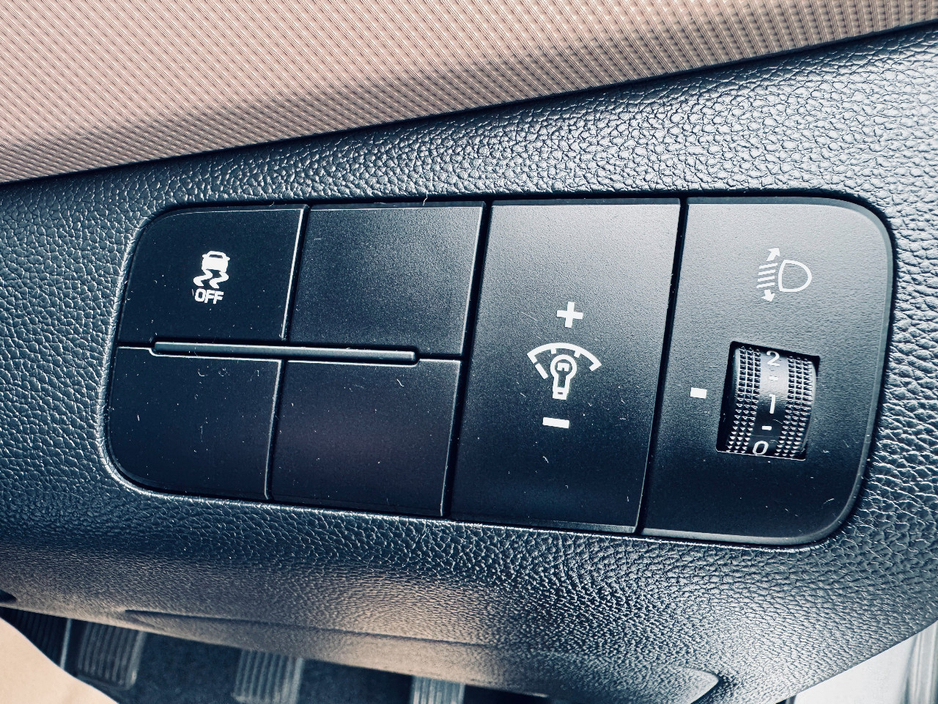 Hyundai i10 1.0 CLASSIC 5DR — thumbnail 22