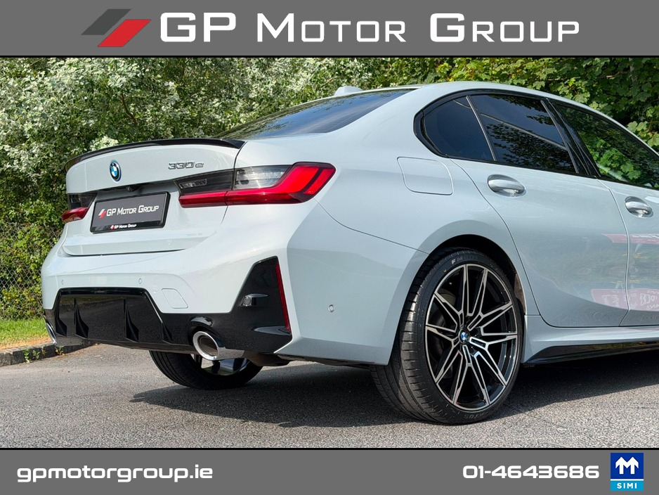 BMW 3 Series 330E M SPORT M PERFORMANCE *1 YEAR WARRANTY* — thumbnail 14