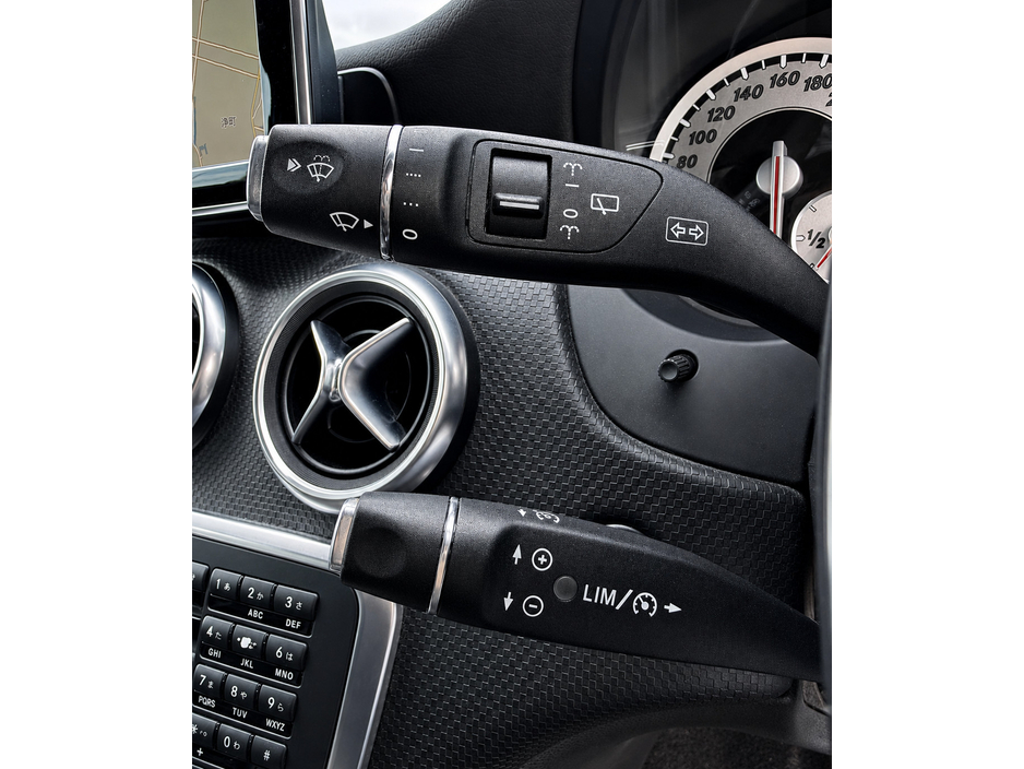 2015 Mercedes-Benz A Class 1.6L Petrol For Sale Images