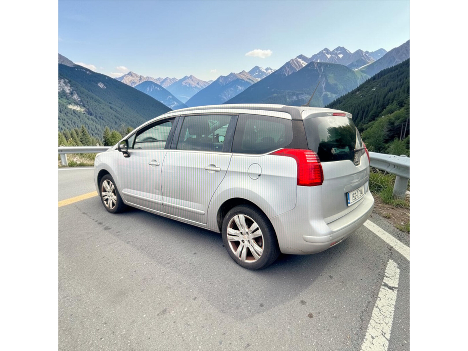 2015 Peugeot 5008 1.6L Diesel For Sale Images