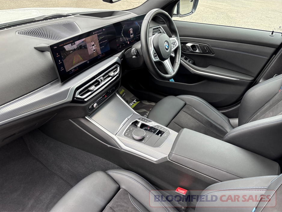 BMW 3 Series ** DEPOSIT TAKEN** 320D MSPORT , AUTO // ULTRA LOW MILEAGE — thumbnail 13