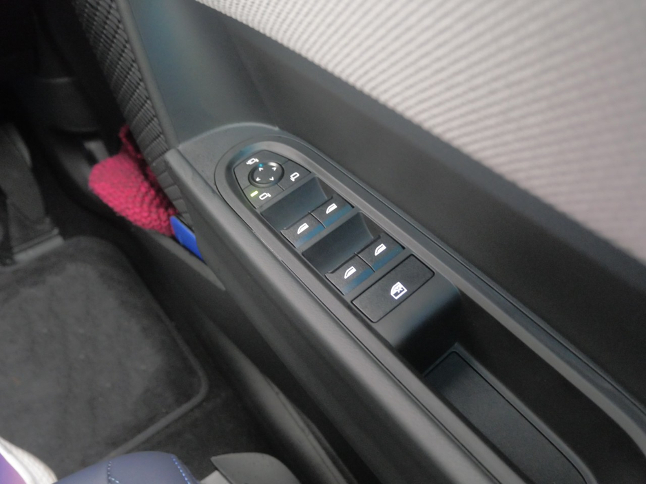 2025 MINI Cooper S 2L Petrol For Sale Images