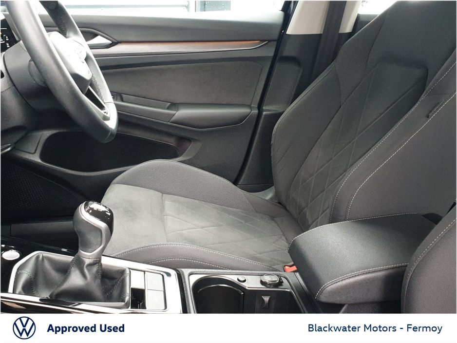 Volkswagen Golf 2.0TDI 115BHP STYLE — thumbnail 4