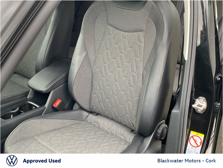 Volkswagen Tiguan 1.5TSI 204BHP EDITION 75 HYBRID AUTOMATIC — thumbnail 24