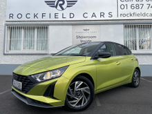 Hyundai i20 DELUXE PLUS 2TONE - APPLE...