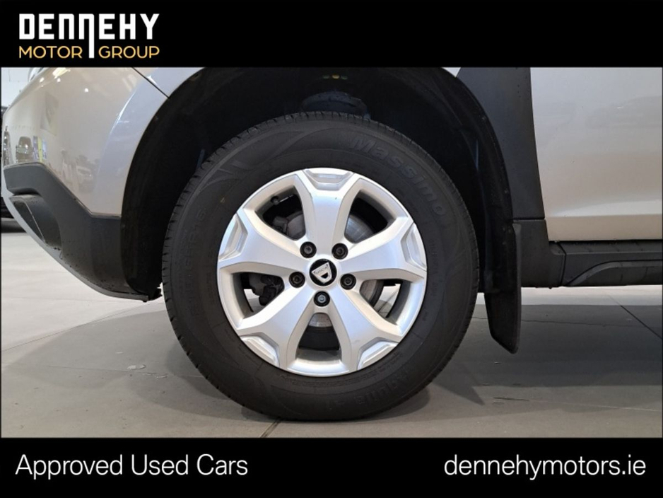 Dacia Duster Blue dCi 115 Comfort , €60.98 p/w — thumbnail 10