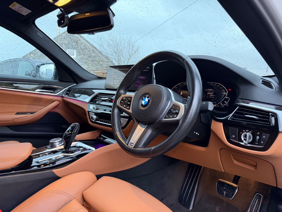 2021 BMW 5 Series 2L Petrol Plug-in Hybrid For Sale Images