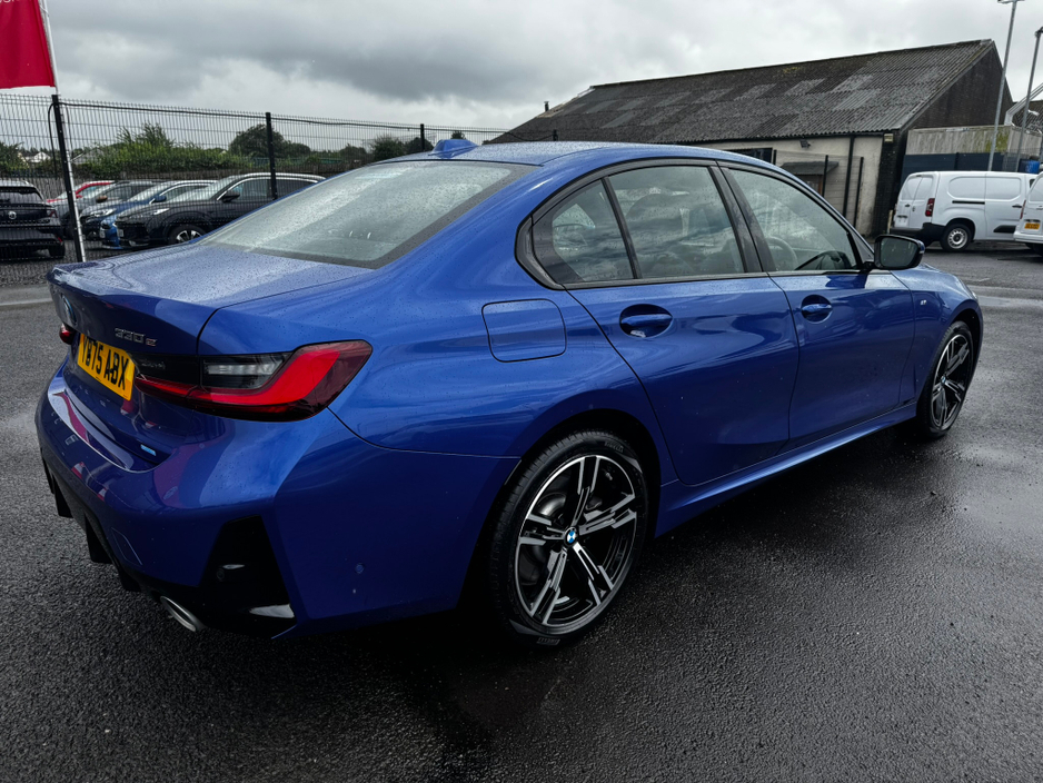 2025 BMW 3 Series 2L Hybrid For Sale Images