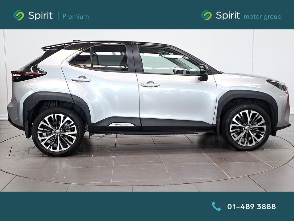 Toyota Yaris Cross Sol 1.5 Hybrid*Call Andrew 0862617858 — thumbnail 11