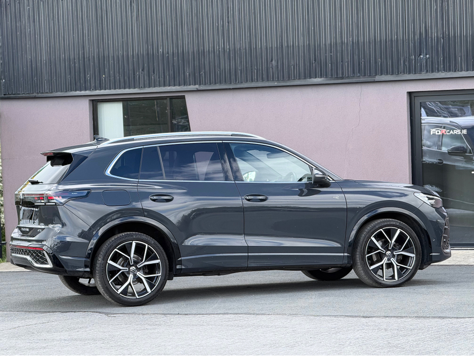 2024 Volkswagen Tiguan 1.5L Petrol Hybrid For Sale Images