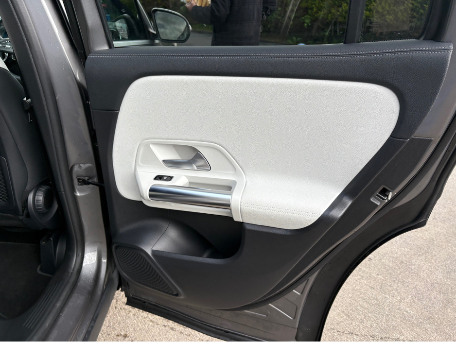 2020 Mercedes-Benz GL Class 2.0L Diesel For Sale Images