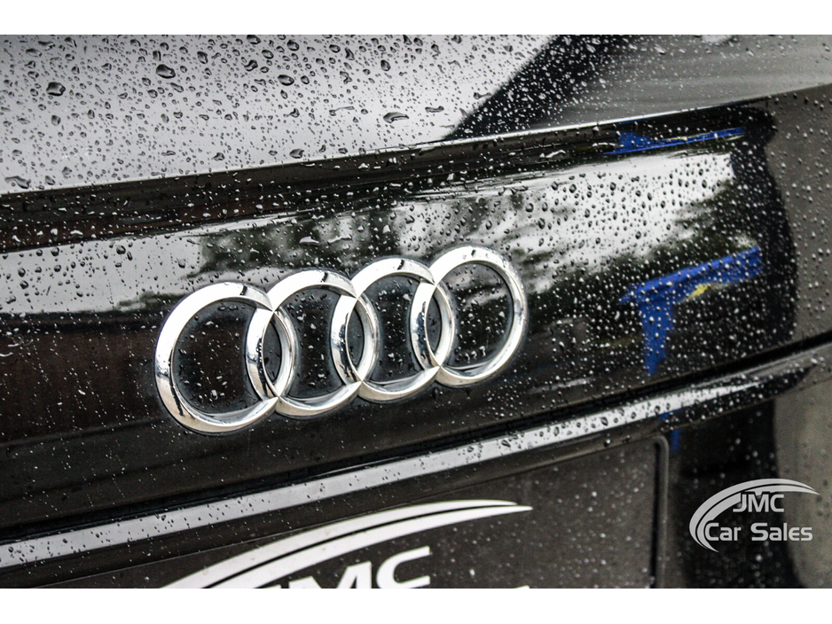 2023 Audi Q5 2L Petrol Hybrid For Sale Images