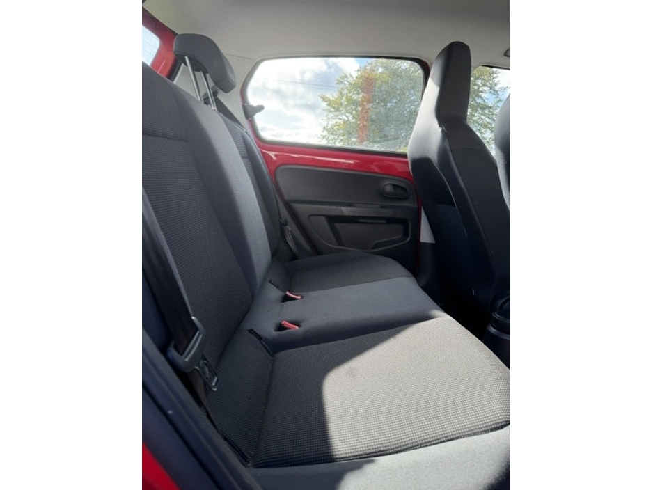 Volkswagen up! TAKE 1.0 MANUAL 5SPEED 75HP 5DR — thumbnail 7