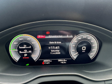 2024 Audi Q5 2L Petrol Plug-in Hybrid For Sale Images