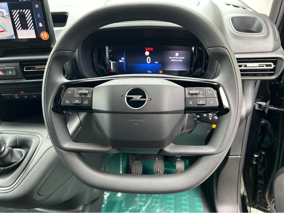 2025 Opel Combo 1.5L Diesel For Sale Images